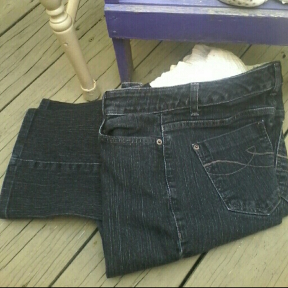 DKNY Jeans
